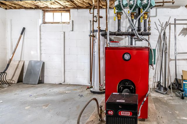 15 Linwood Avenue, Salem, NH 03079