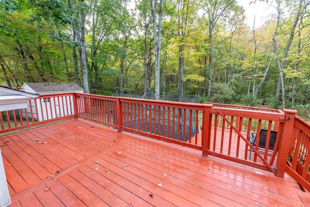 15 Linwood Avenue, Salem, NH 03079