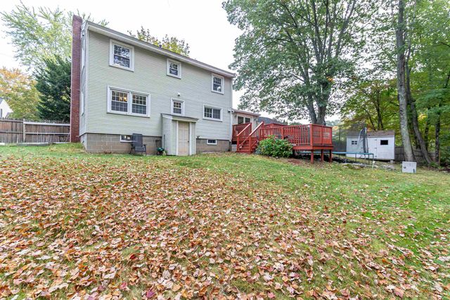 15 Linwood Avenue, Salem, NH 03079