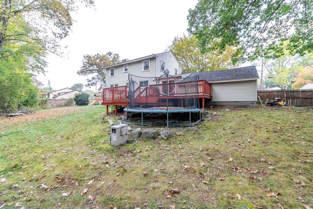 15 Linwood Avenue, Salem, NH 03079