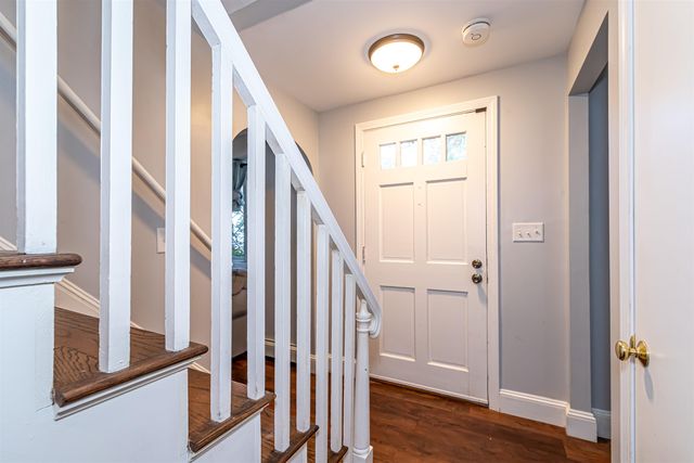 15 Linwood Avenue, Salem, NH 03079