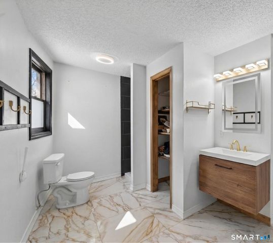 120 East Hampton Road, Marlborough, CT 06447