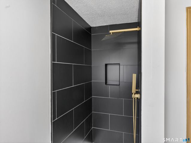 120 East Hampton Road, Marlborough, CT 06447