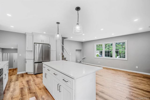 18 Joyce Drive, Riverhead, NY 11901