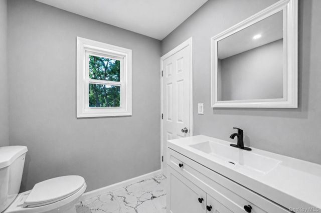 18 Joyce Drive, Riverhead, NY 11901