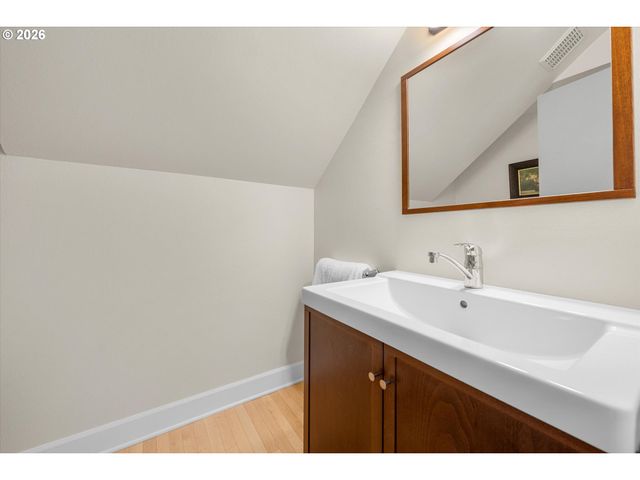 10105 Sw COQUILLE Dr, Tualatin, OR 97062