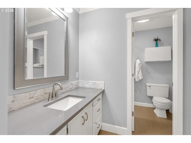 10105 Sw COQUILLE Dr, Tualatin, OR 97062