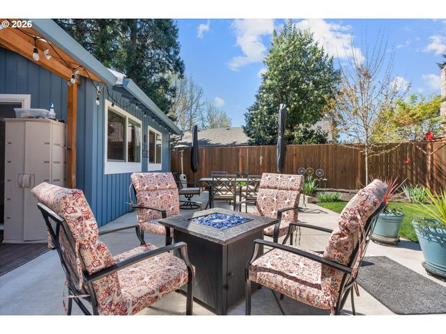 10105 Sw COQUILLE Dr, Tualatin, OR 97062