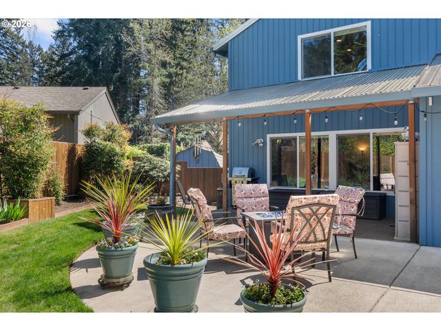 10105 Sw COQUILLE Dr, Tualatin, OR 97062