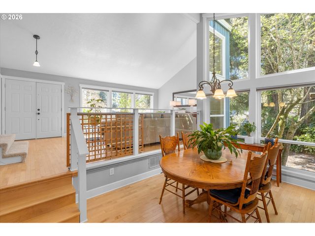 10105 Sw COQUILLE Dr, Tualatin, OR 97062