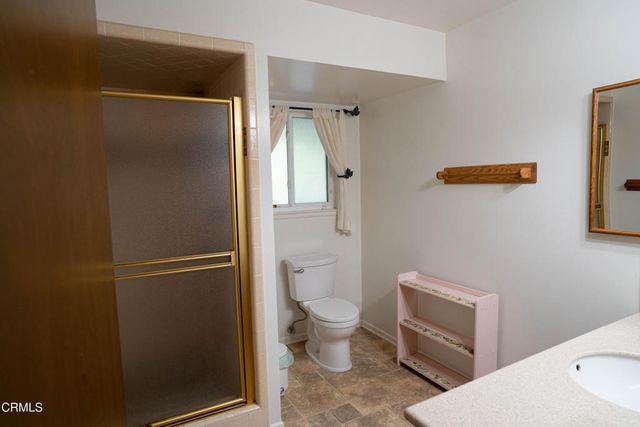 10872 Kings Road, Ventura, CA 93004