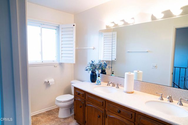 10872 Kings Road, Ventura, CA 93004