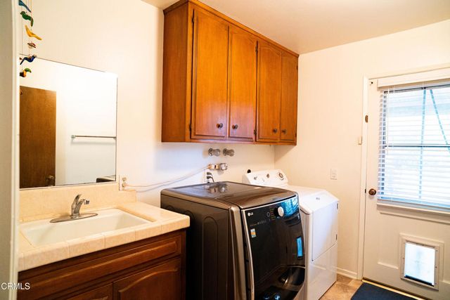 10872 Kings Road, Ventura, CA 93004