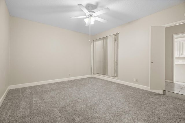 304 E Adoue Street, Alvin, TX 77511