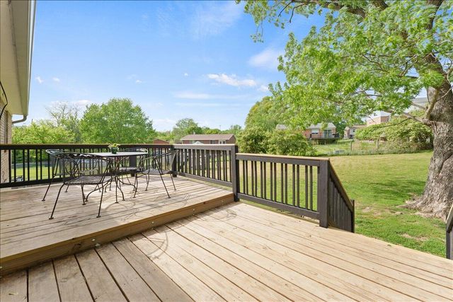 2616 Carre Place, Burlington, KY 41005