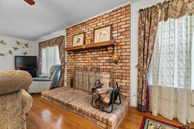 6940 FM 778, Hawkins, TX 75765