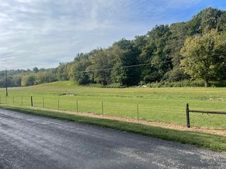 458 Ward Hollow Rd, Shelbyville, TN 37160