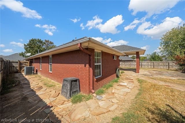 1548 Rockhurst Drive, Fort Smith, AR 72908