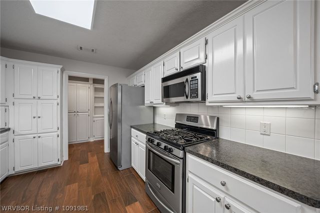 1548 Rockhurst Drive, Fort Smith, AR 72908