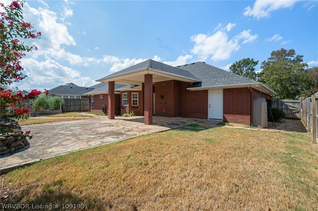 1548 Rockhurst Drive, Fort Smith, AR 72908