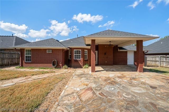 1548 Rockhurst Drive, Fort Smith, AR 72908