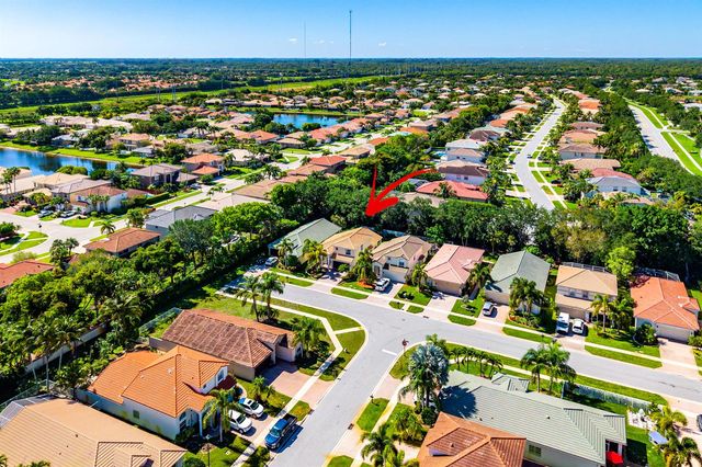 4245 Bluff Harbor Way, Wellington, FL 33449