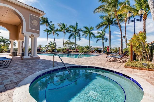 4245 Bluff Harbor Way, Wellington, FL 33449