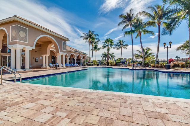 4245 Bluff Harbor Way, Wellington, FL 33449