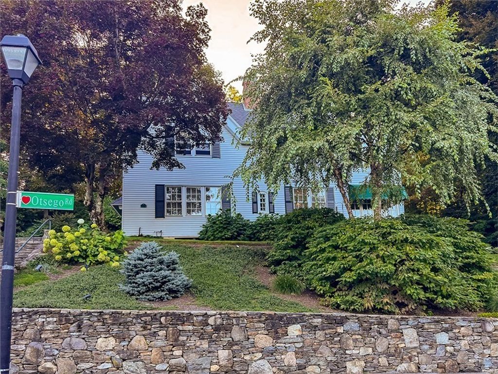39 Otsego Road, Worcester, MA 01609