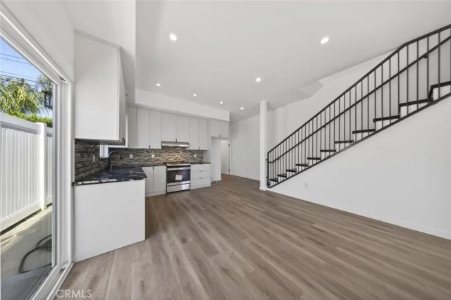 14827 Dearborn Street, Panorama City, CA 91402