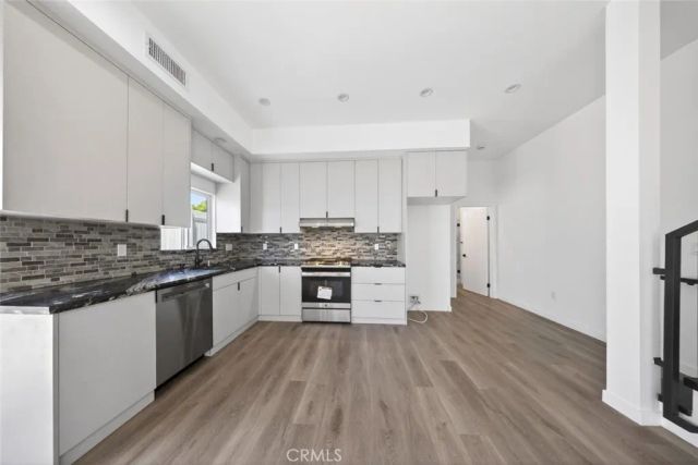 14827 Dearborn Street, Panorama City, CA 91402