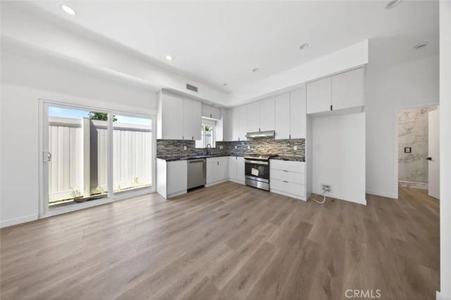 14827 Dearborn Street, Panorama City, CA 91402