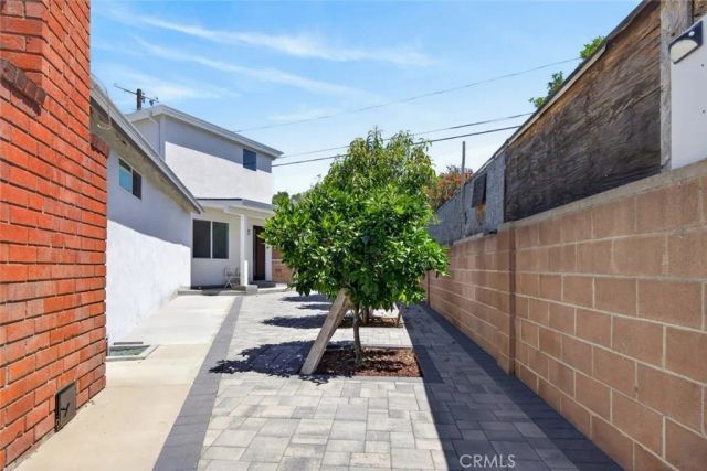 14827 Dearborn Street, Panorama City, CA 91402