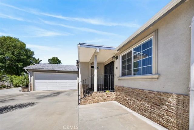 14827 Dearborn Street, Panorama City, CA 91402