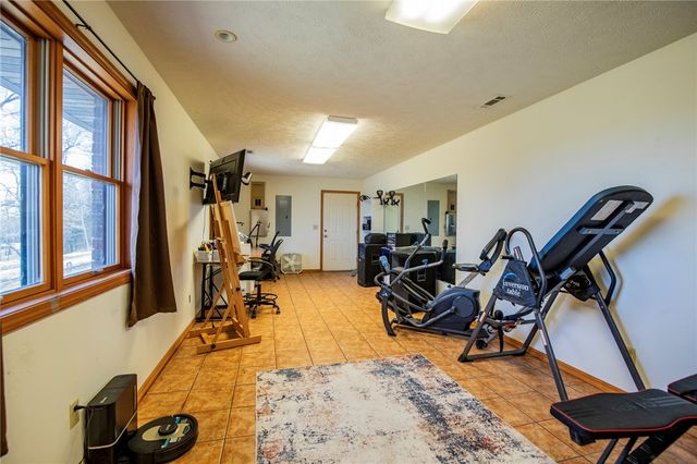 169 Mulberry Lane, Eureka Springs, AR 72631