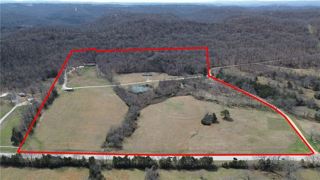 169 Mulberry Lane, Eureka Springs, AR 72631