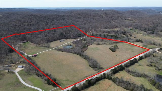 169 Mulberry Lane, Eureka Springs, AR 72631