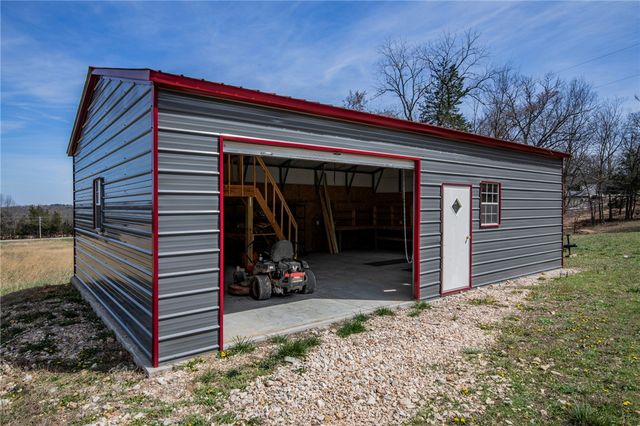 169 Mulberry Lane, Eureka Springs, AR 72631