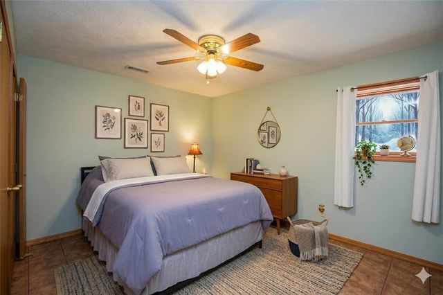 169 Mulberry Lane, Eureka Springs, AR 72631