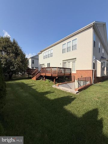 22835 ANGELIQUE DR, Brambleton, VA 20148