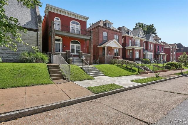 4367 Enright Avenue, St Louis, MO 63108