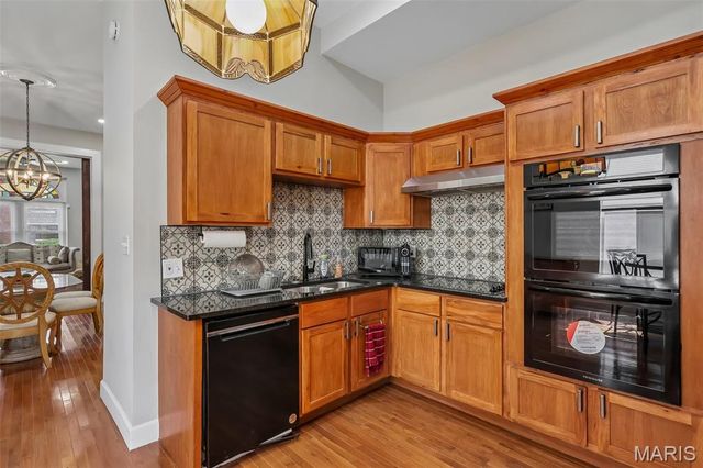 4367 Enright Avenue, St Louis, MO 63108