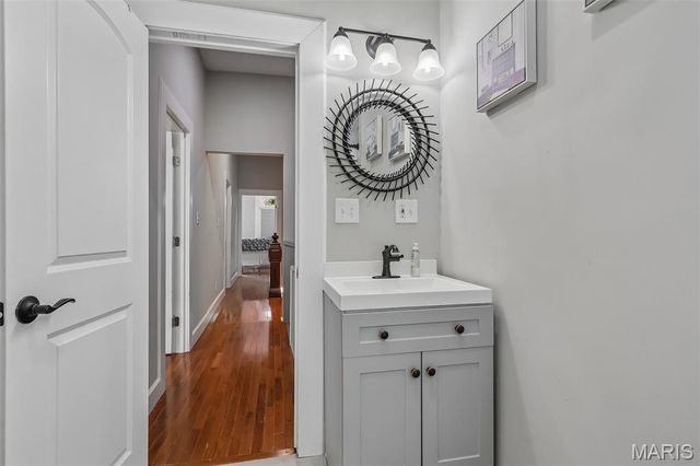 4367 Enright Avenue, St Louis, MO 63108