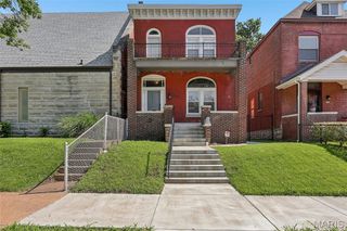 4367 Enright Avenue, St Louis, MO 63108