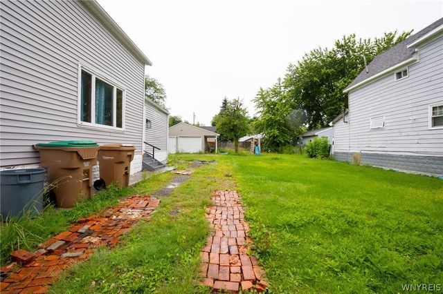 98 Hedley Street, Cheektowaga, NY 14206