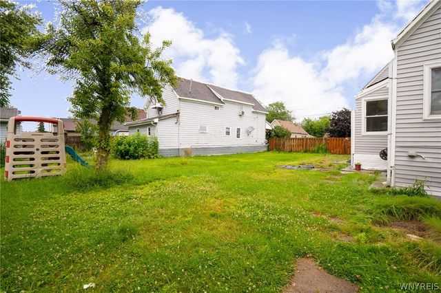 98 Hedley Street, Cheektowaga, NY 14206