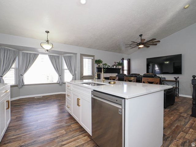 13830 S LITTLE WATER PEAK DR, Riverton, UT 84096