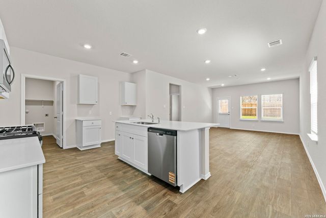 211 Lucy Landing, San Antonio, TX 78245