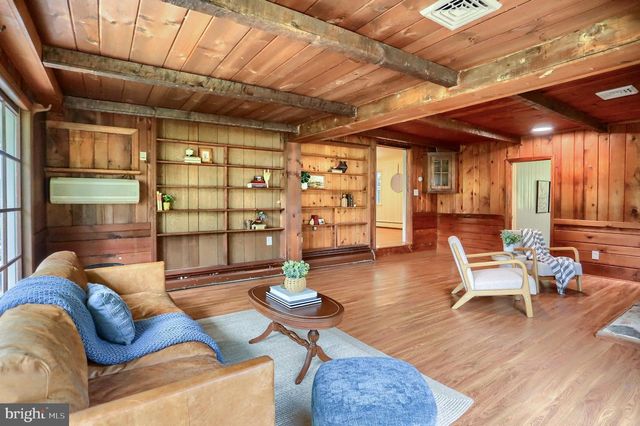 704 TIMBER LN, West Chester, PA 19380
