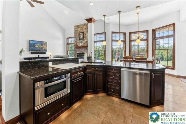 5820 Harvest Place, North Whitehall Twp, PA 18078